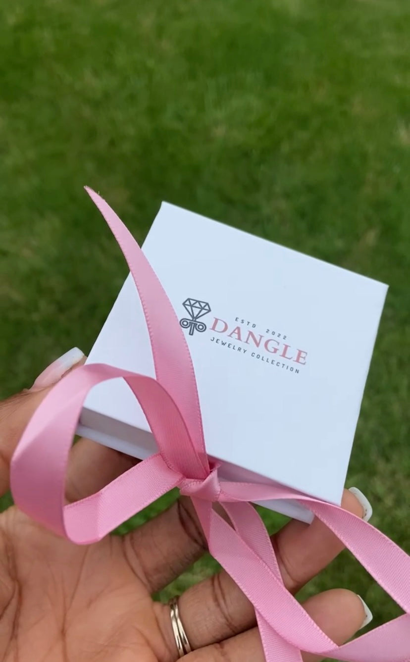 Dangle Jewelry Collection Gift Box